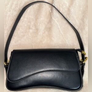 Elegant Black PU Leather Shoulder Bag Purse Handbag Magnetic Clasp EUC